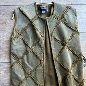 Olive green suede vest with embroidery